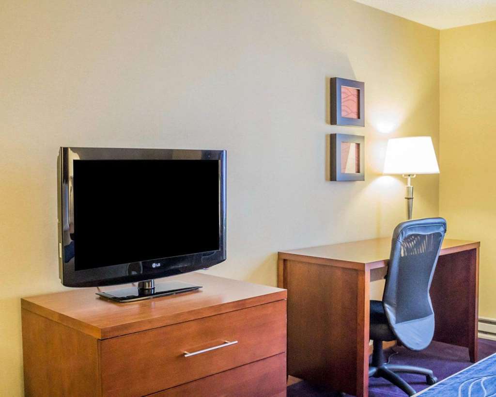 Comfort Inn Iron Mountain Room photo